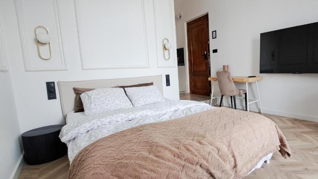 Apartment Lion - Premium With Balcony *
