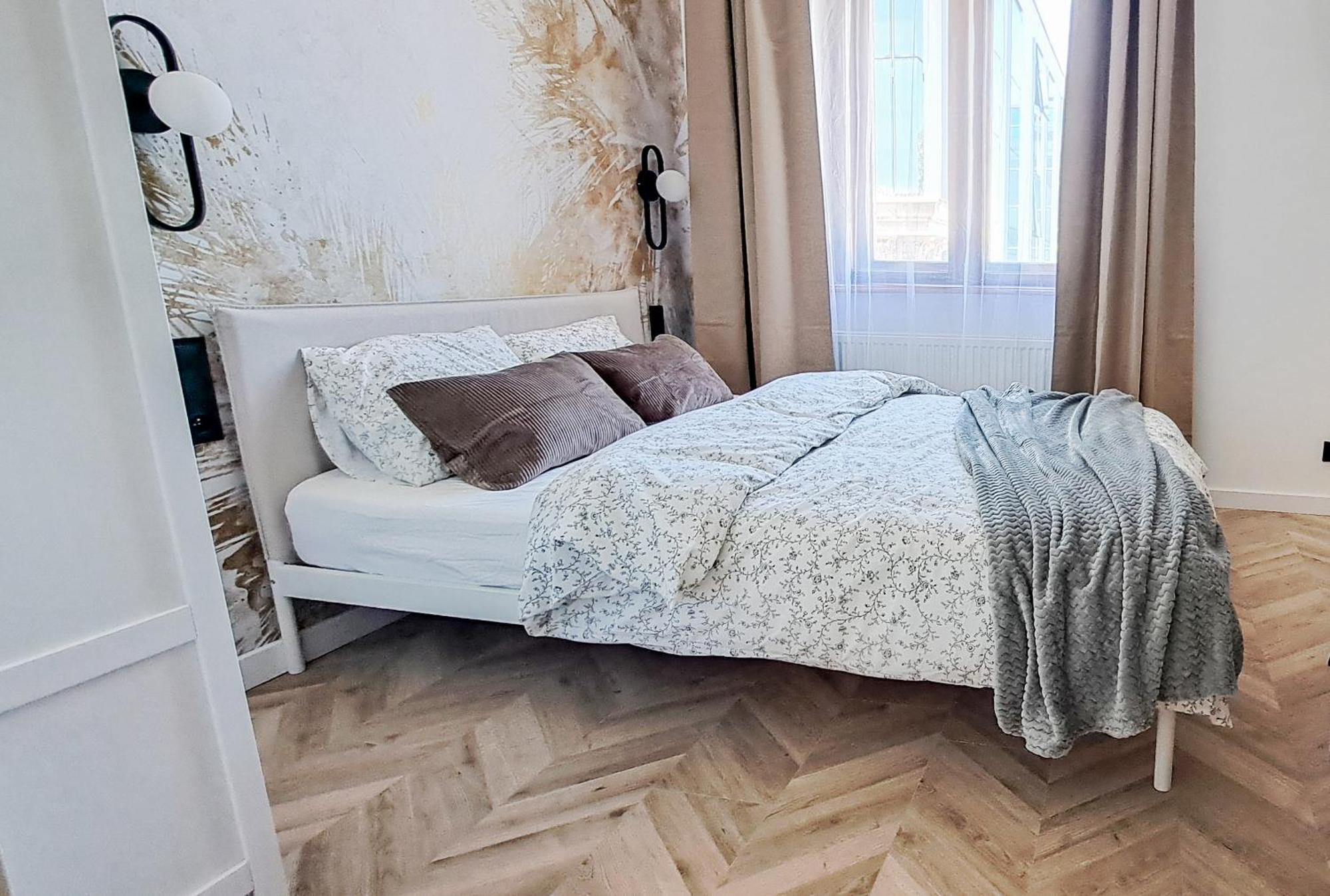 Lion - Premium With Balcony *